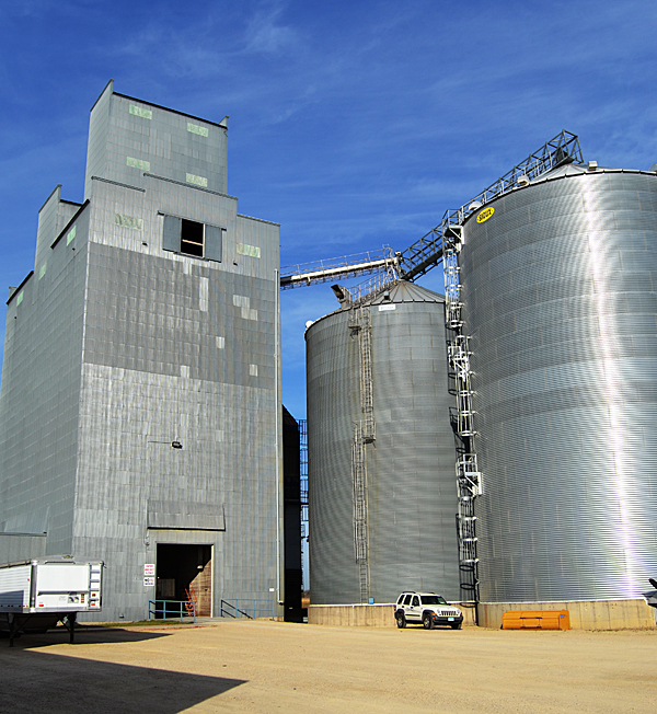 part-time-office-manager-opening-at-vermillion-elevator